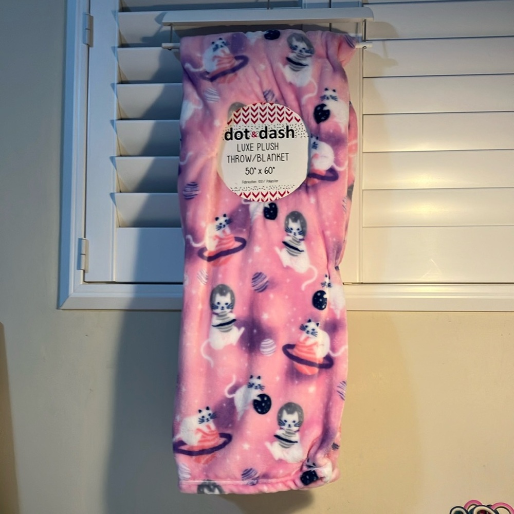 Dot & Dash Pink Plush Throw Blanket
